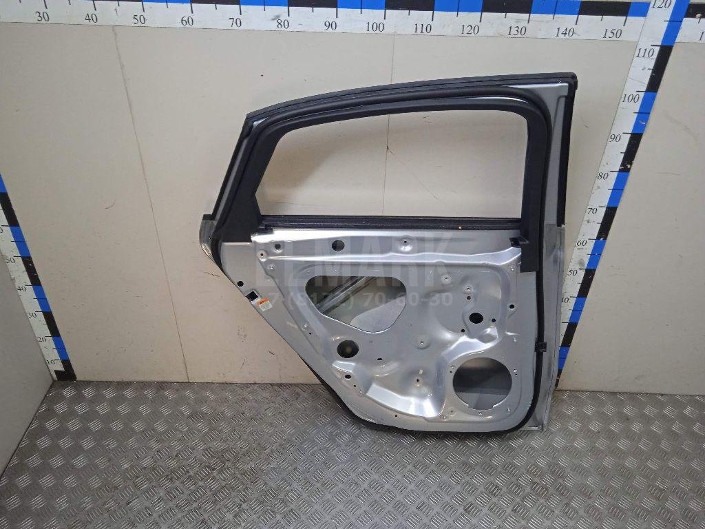 Дверь задняя левая