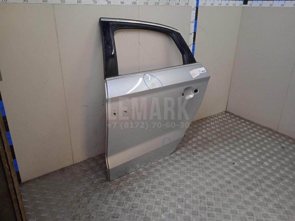 Дверь задняя левая