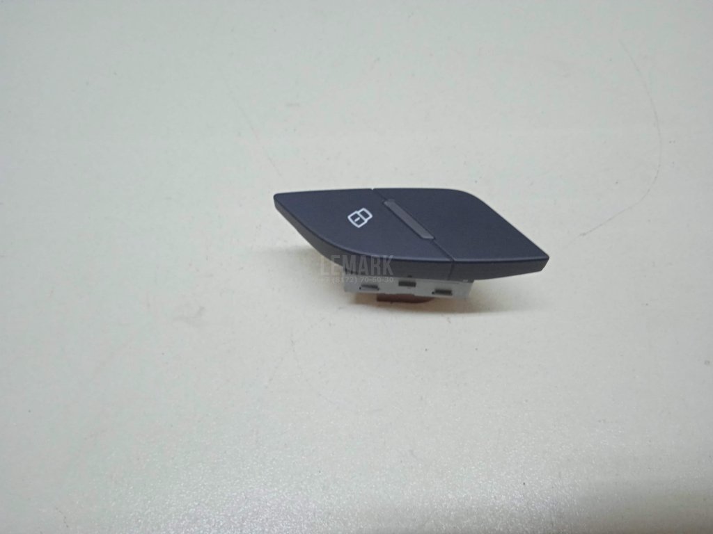 Кнопка центрального замка