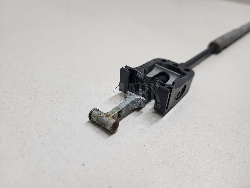 Трос открывания двери