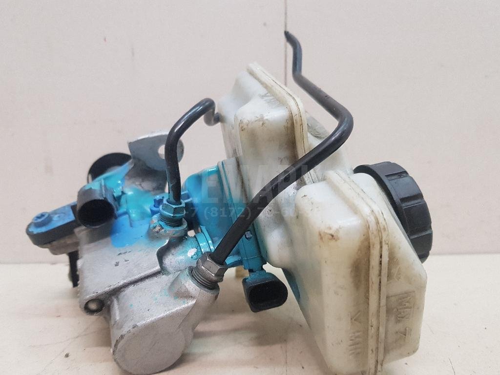 Цилиндр тормозной главный