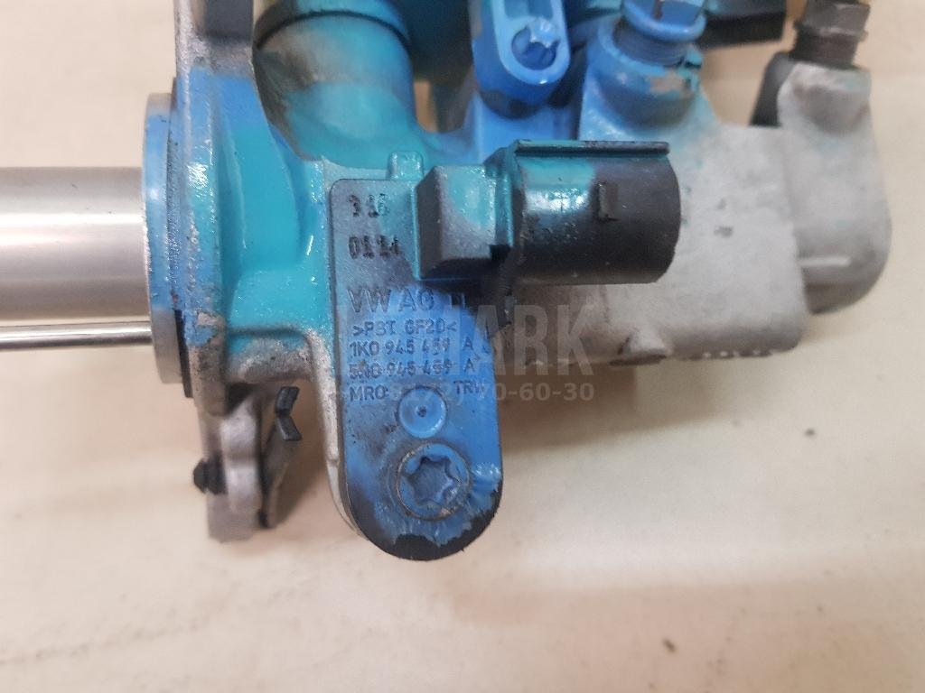 Цилиндр тормозной главный