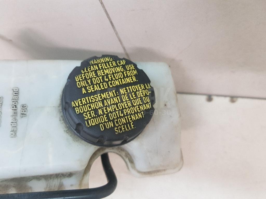 Цилиндр тормозной главный