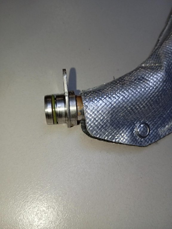 Трубка турбокомпрессора (турбины)