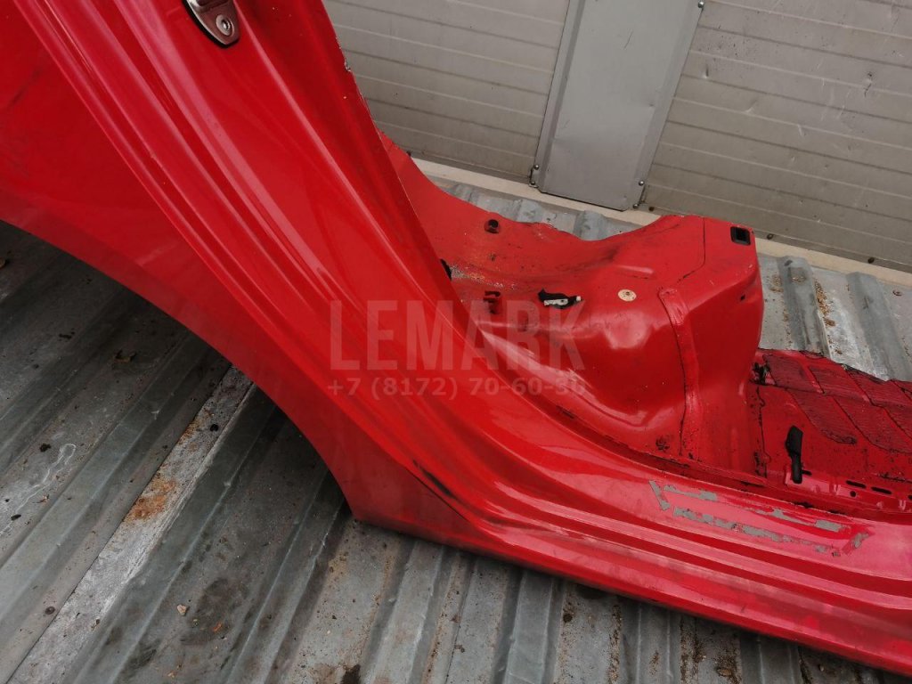 Порог со стойкой правый