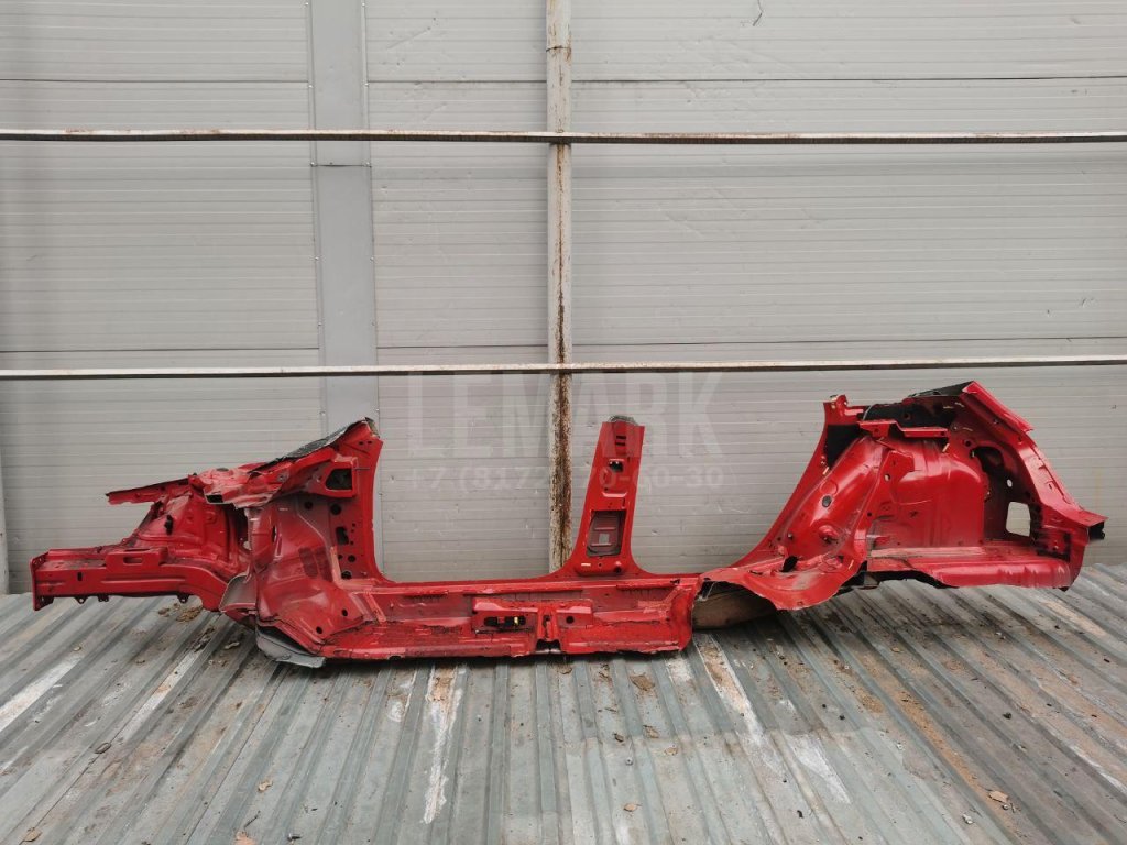 Порог со стойкой правый