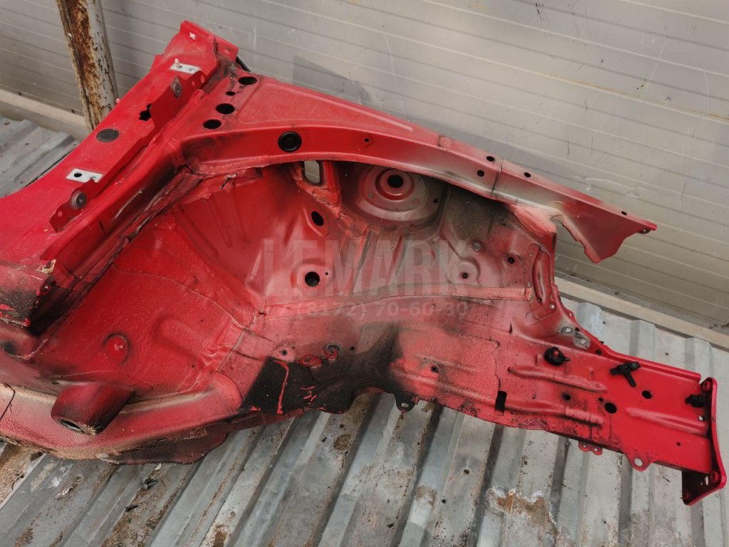 Порог со стойкой правый