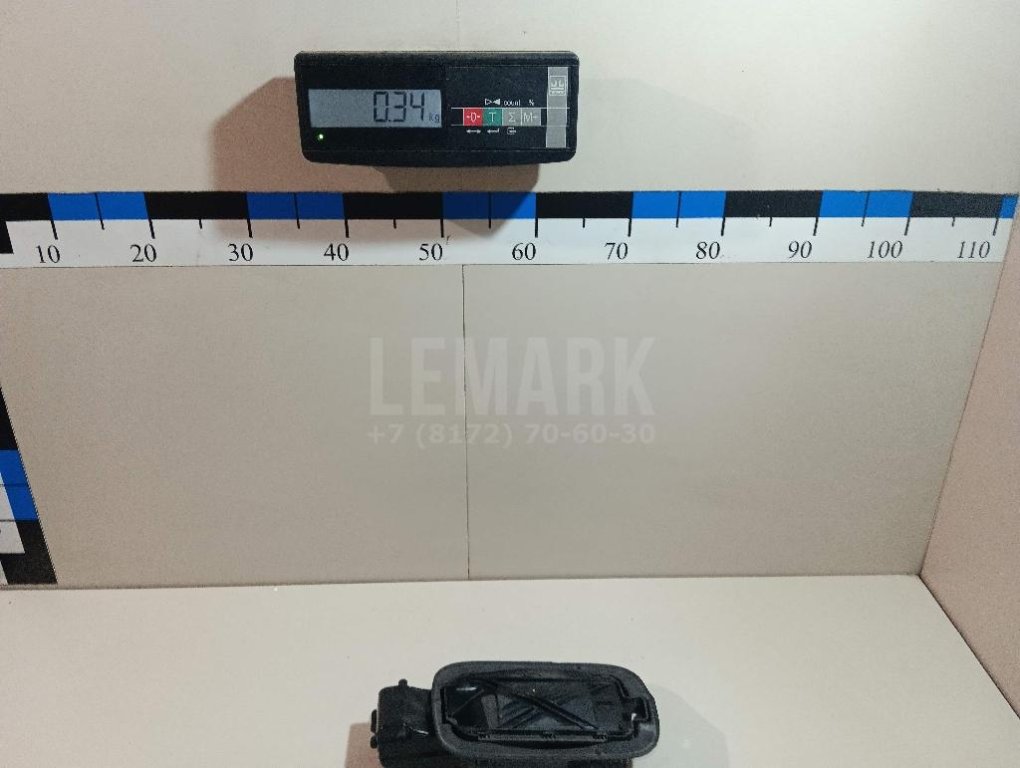 Ниша лючка бензобака