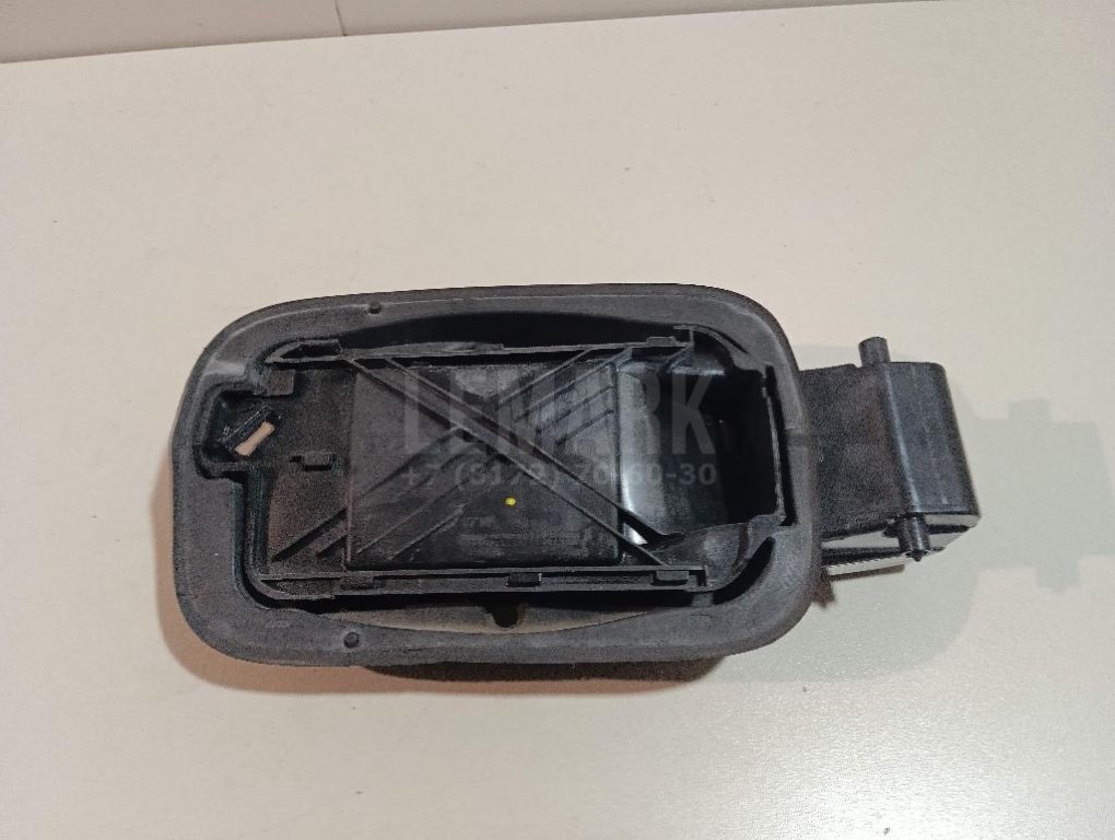 Ниша лючка бензобака