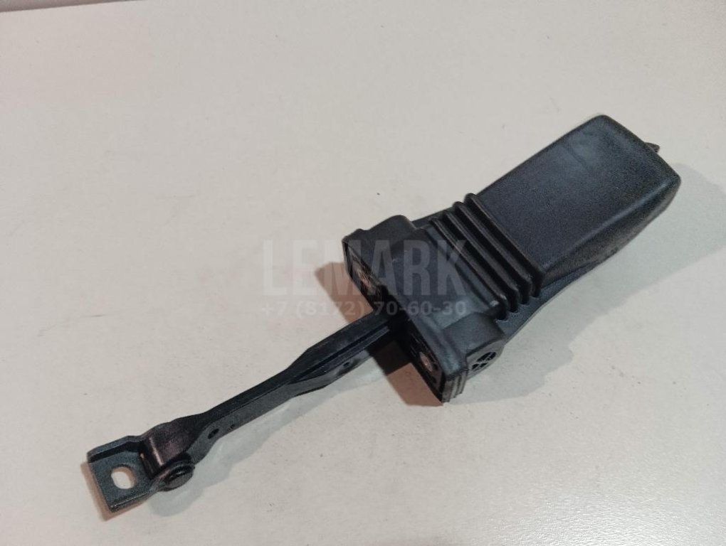 Ограничитель двери