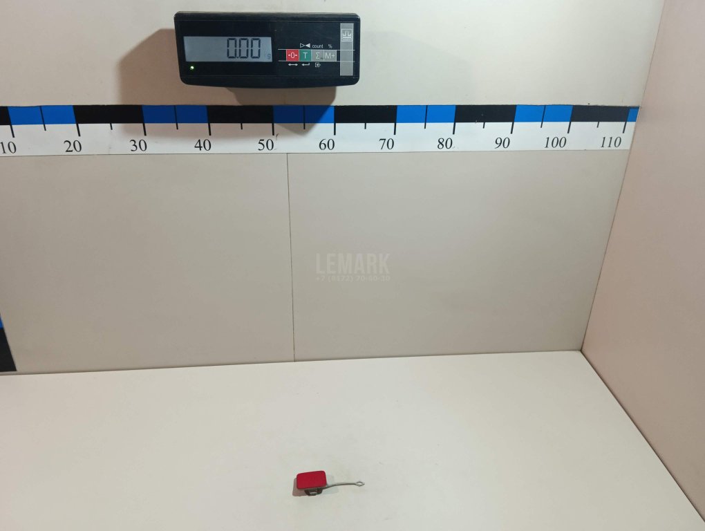 Заглушка буксировочного крюка