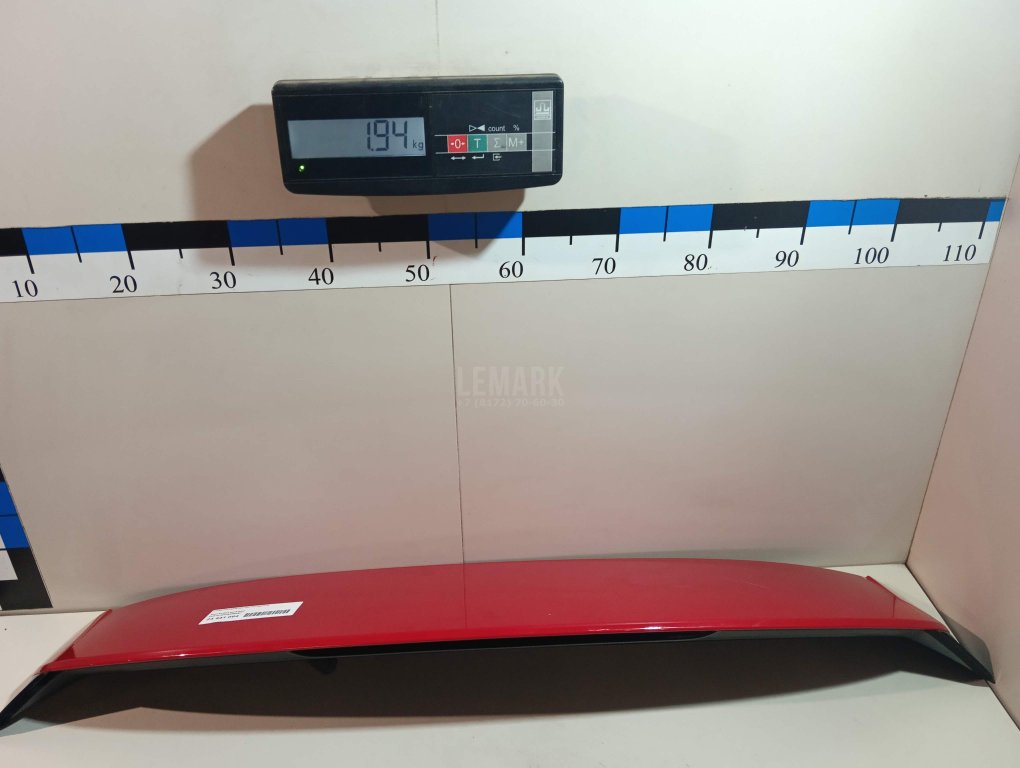 Спойлер (дефлектор) багажника