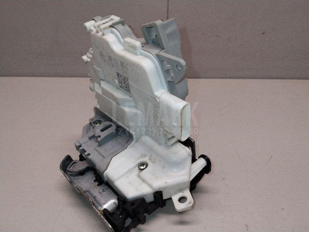 Замок двери задней правой