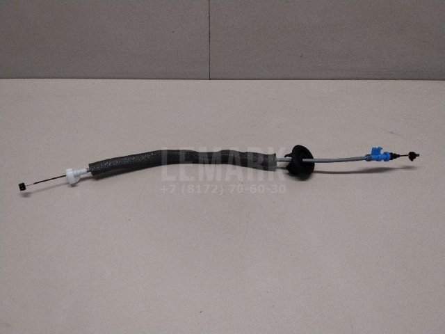 Трос открывания передней двери