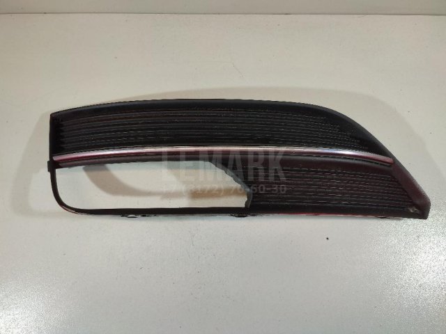 Решетка в бампер левая