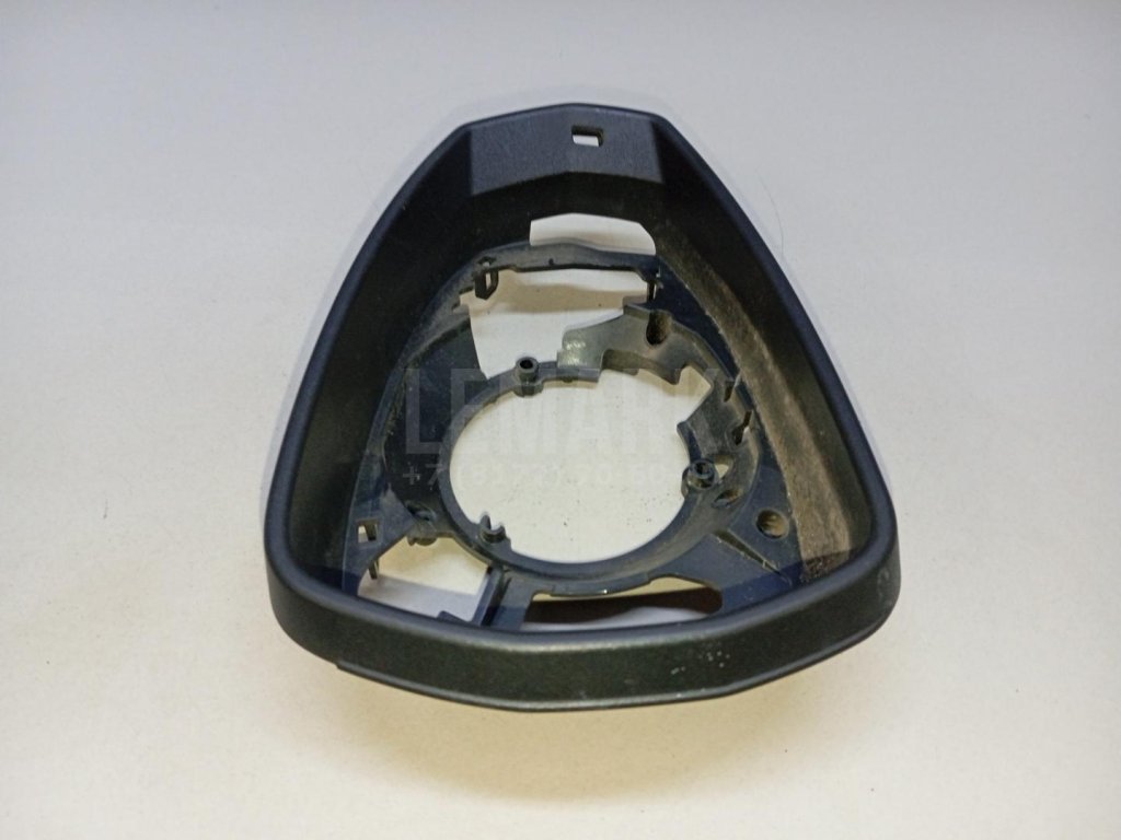 Рамка зеркала правого