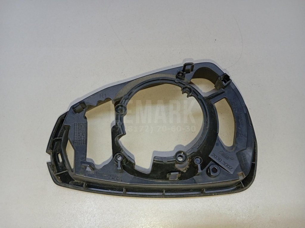 Рамка зеркала правого