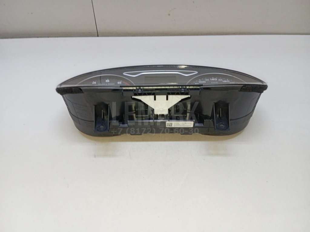 Панель приборов