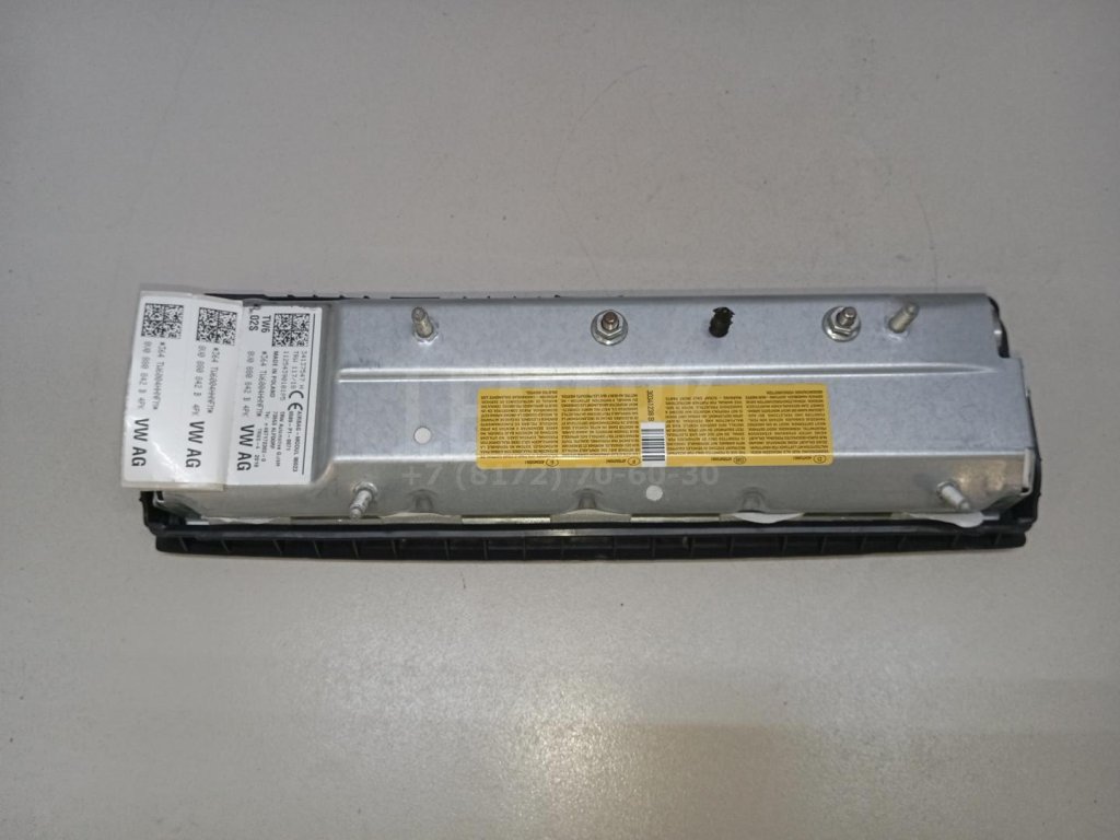 Подушка безопасности нижняя (для колен)