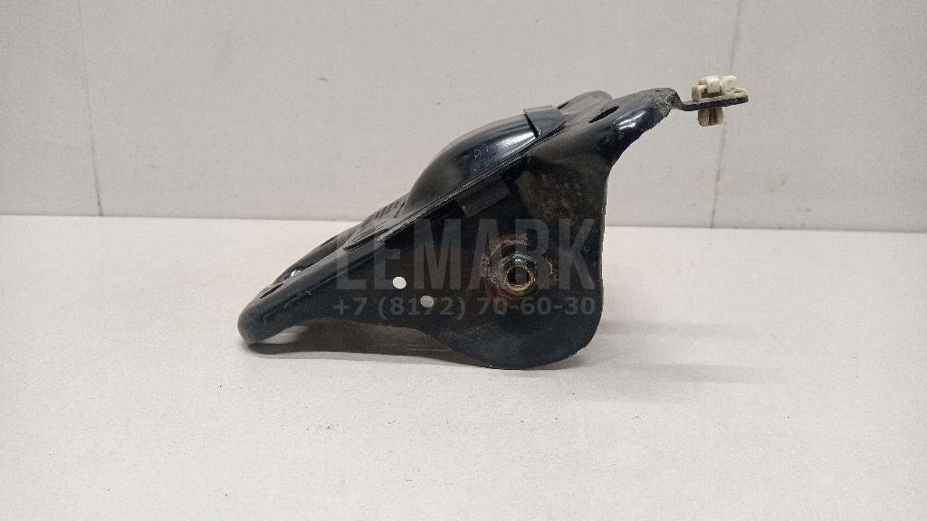 Кронштейн задней балки