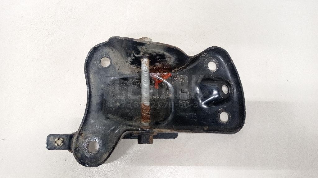 Кронштейн задней балки