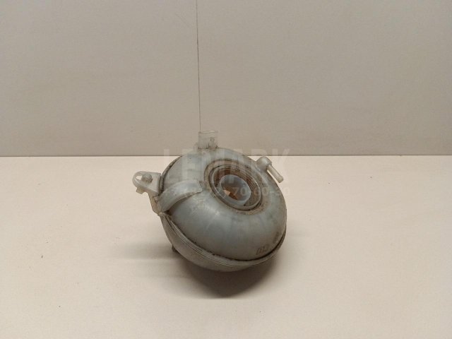 Бачок расширительный