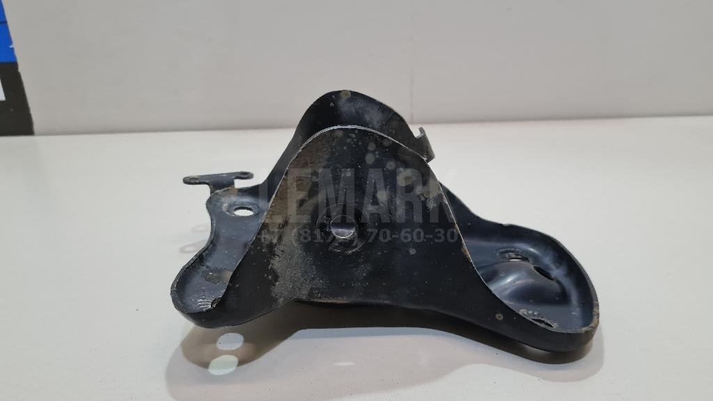 Кронштейн задней балки