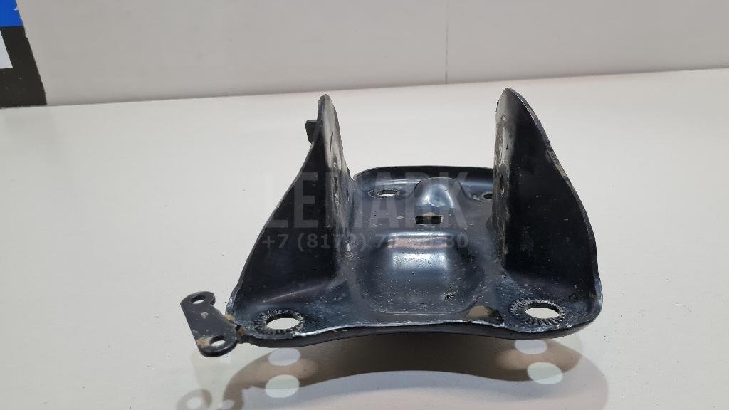 Кронштейн задней балки