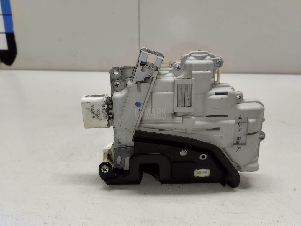 Замок двери задней правой