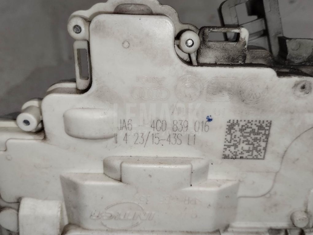 Замок двери задней правой