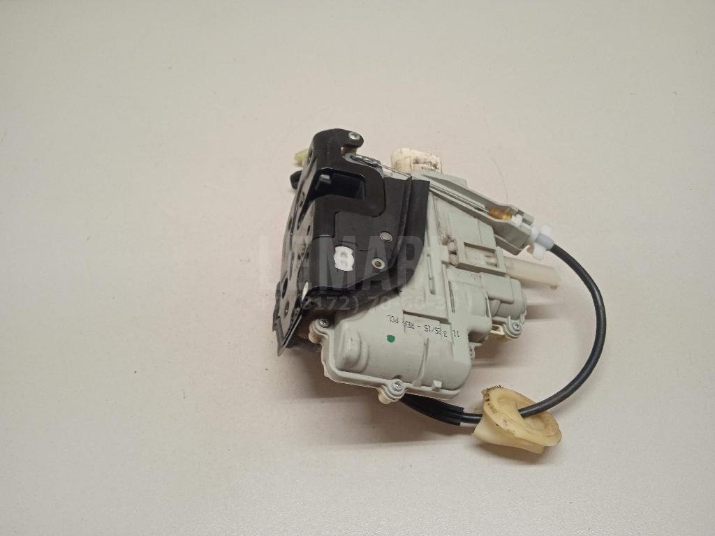 Замок двери задней правой