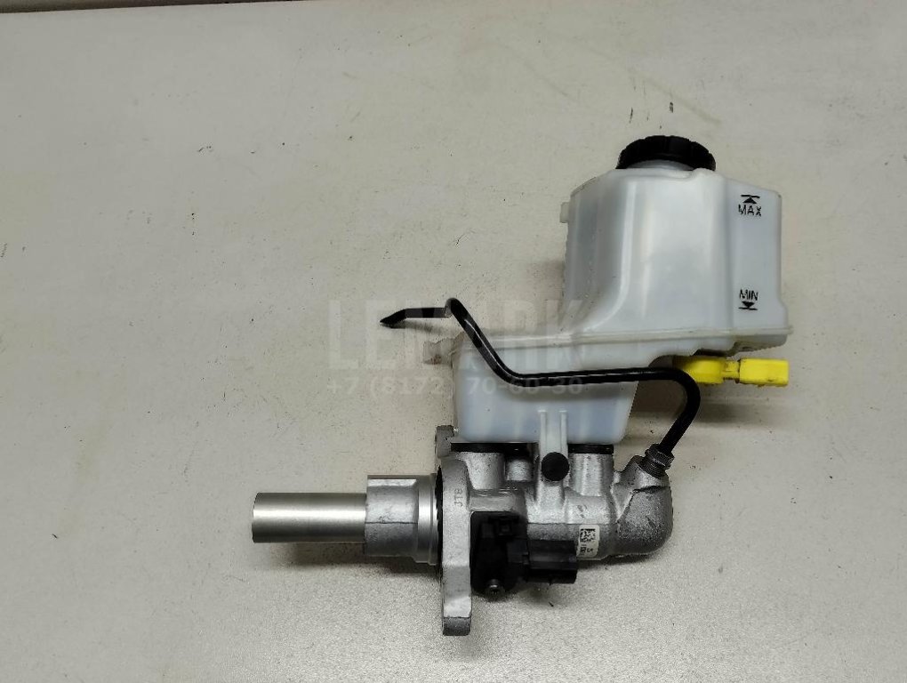 Цилиндр тормозной главный