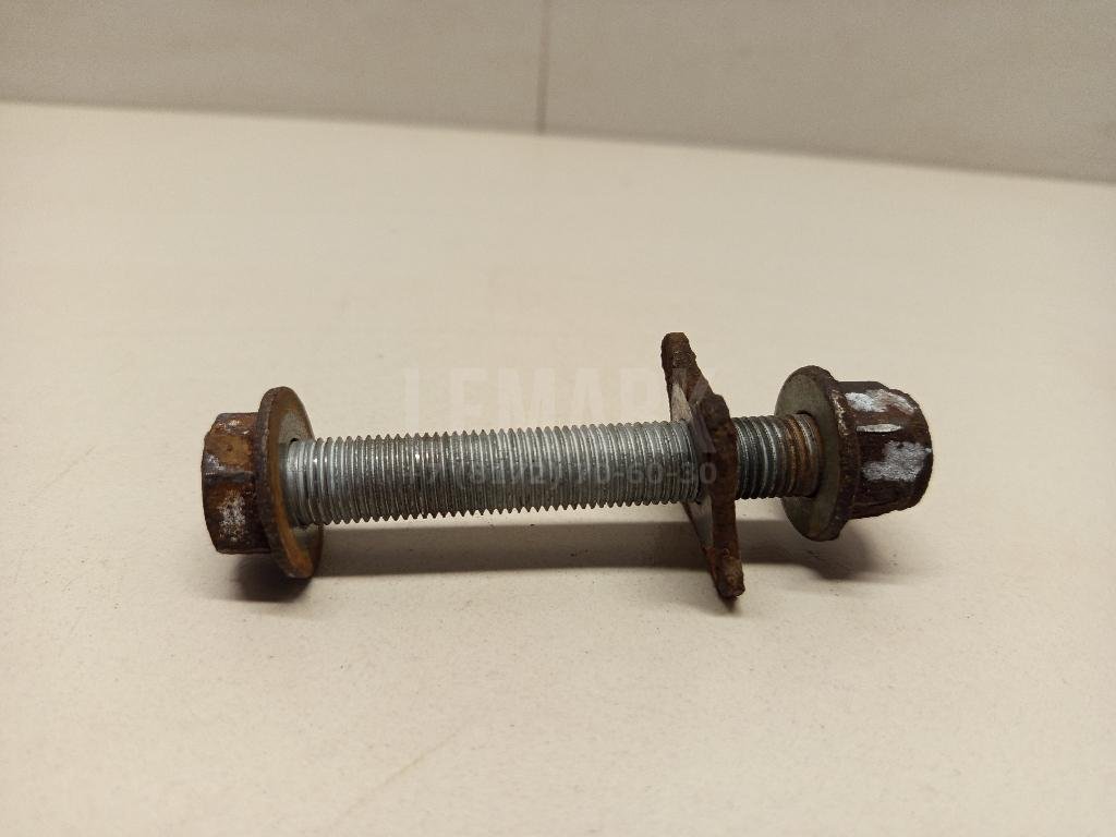 Болт развала задних колес