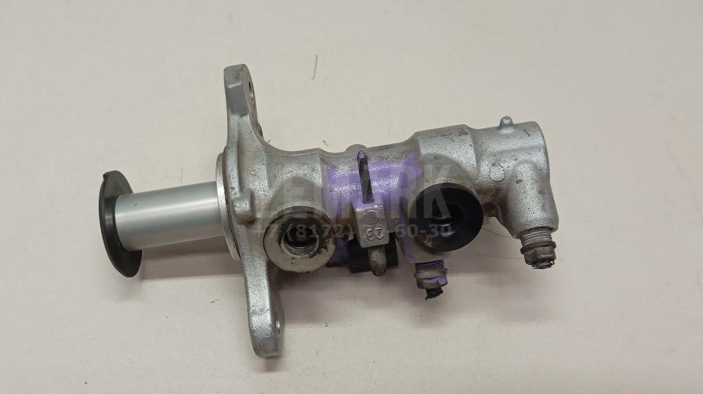 Цилиндр тормозной главный