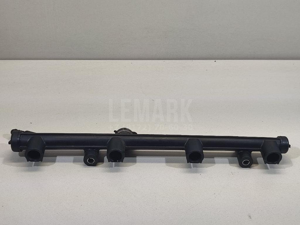 Рейка топливная (рампа)