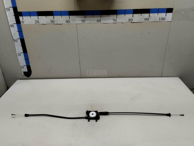 Трос открывания капота