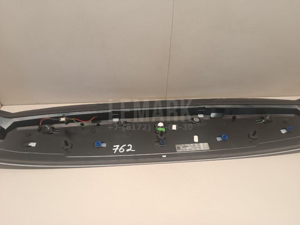 Спойлер (дефлектор) багажника