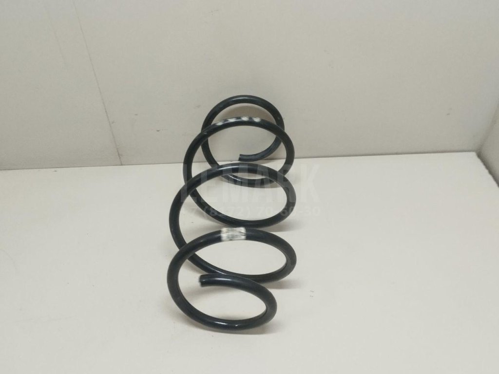 Пружина передняя