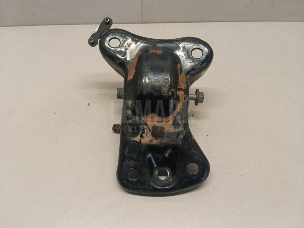 Кронштейн задней балки для  Audi 80/90 [B4] 1991-1995