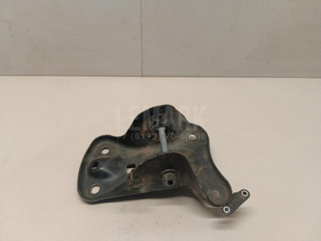 Кронштейн задней балки