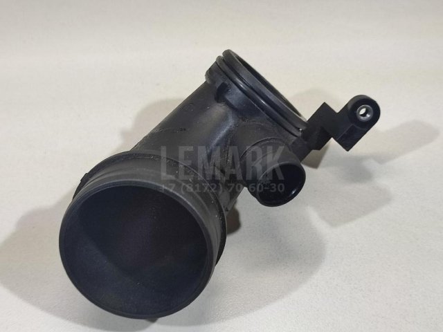 Патрубок интеркулера