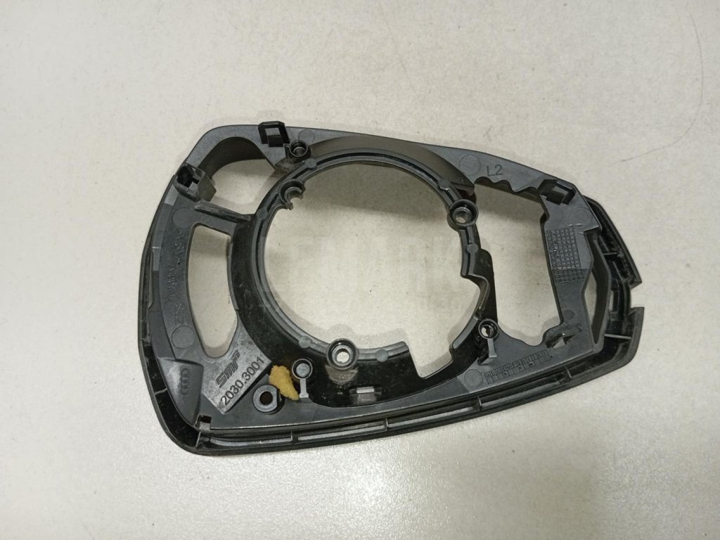 Рамка зеркала левого