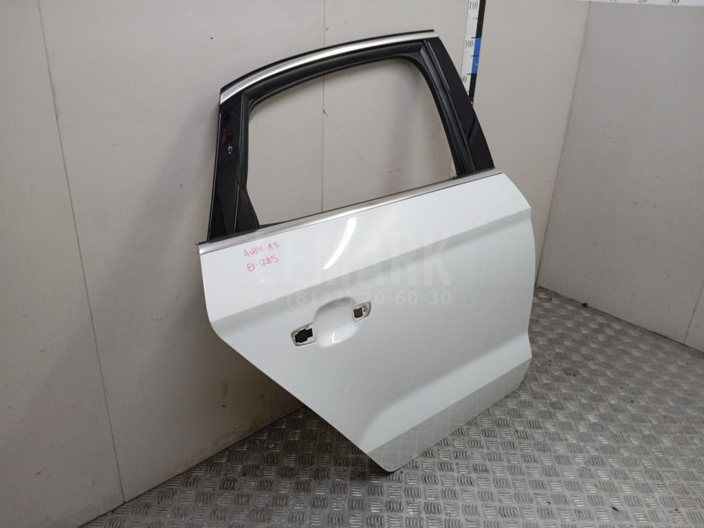 Дверь задняя правая