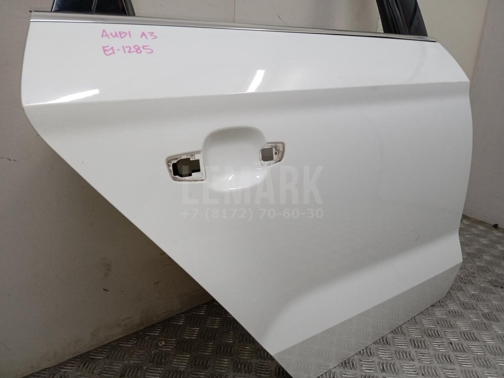 Дверь задняя правая