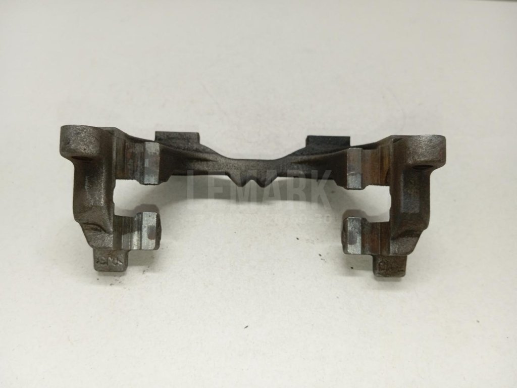 Скоба суппорта заднего