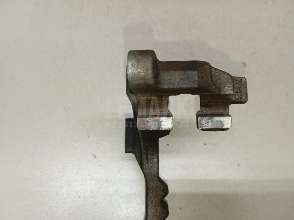 Скоба суппорта заднего