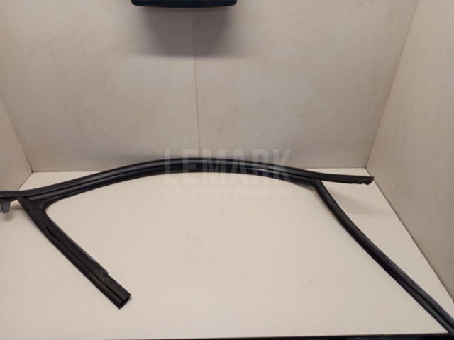 Уплотнитель стекла двери