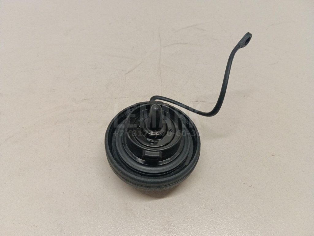 Крышка топливного бака