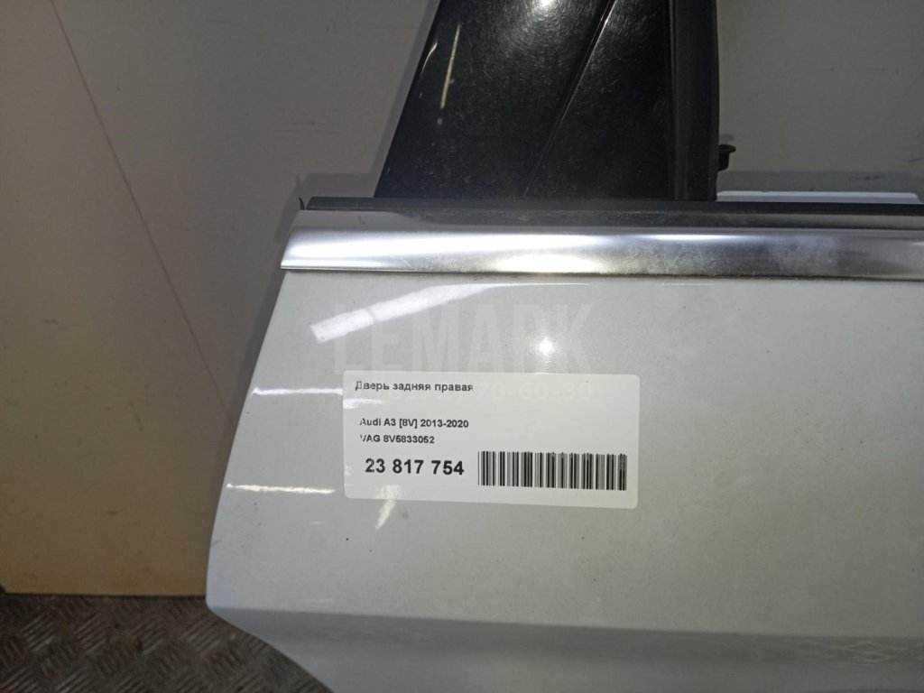 Дверь задняя правая