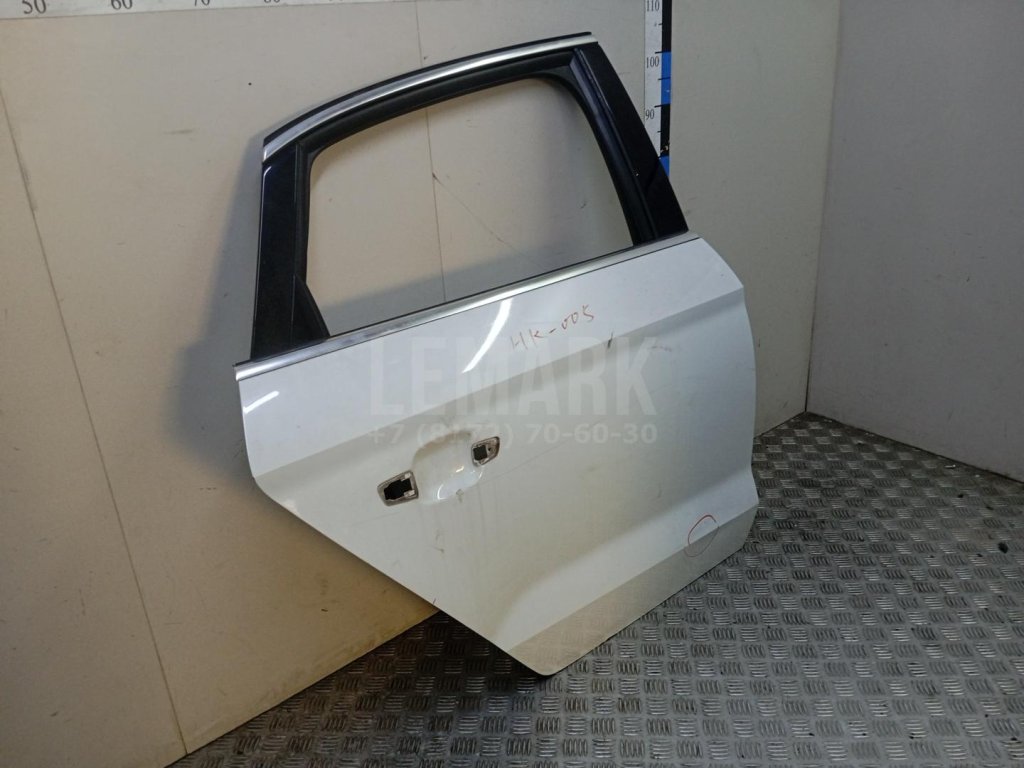 Дверь задняя правая